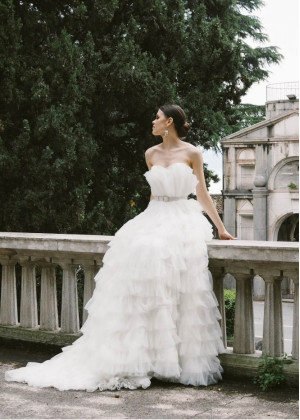 Strapless Ivory Pleated Tulle Ruffled Stunning Wedding Dress